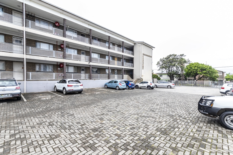 3 Bedroom Property for Sale in Southernwood Eastern Cape